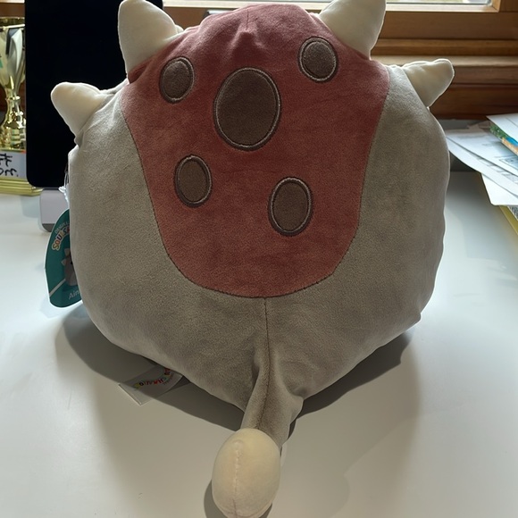 🎉4 for $20! Squishmallows- ‘Ainhoca’ like new condition - Picture 3 of 6